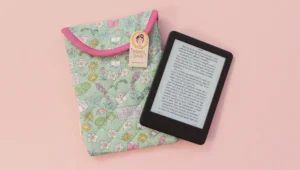 Pippi Post Pride and Prejudice E-reader Pouch